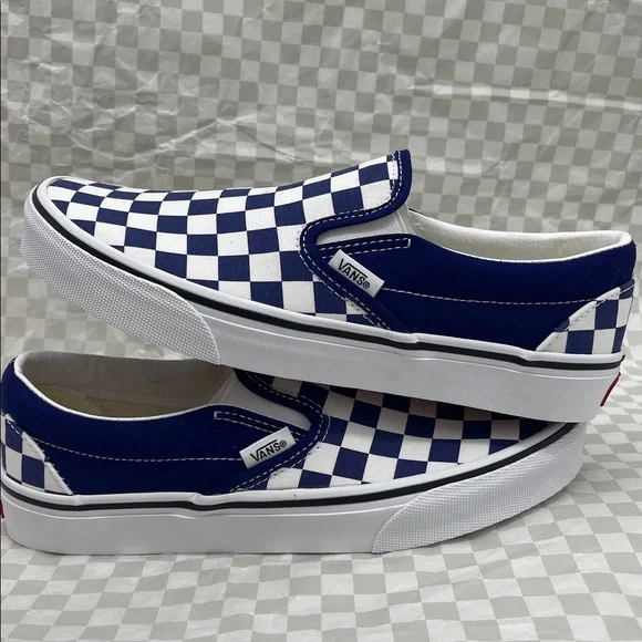 Vans Men’s Classic Slip-On
Color Theory Checkerboard
VN000BVZBYM Sneakers Beacon - Picture 15 of 16